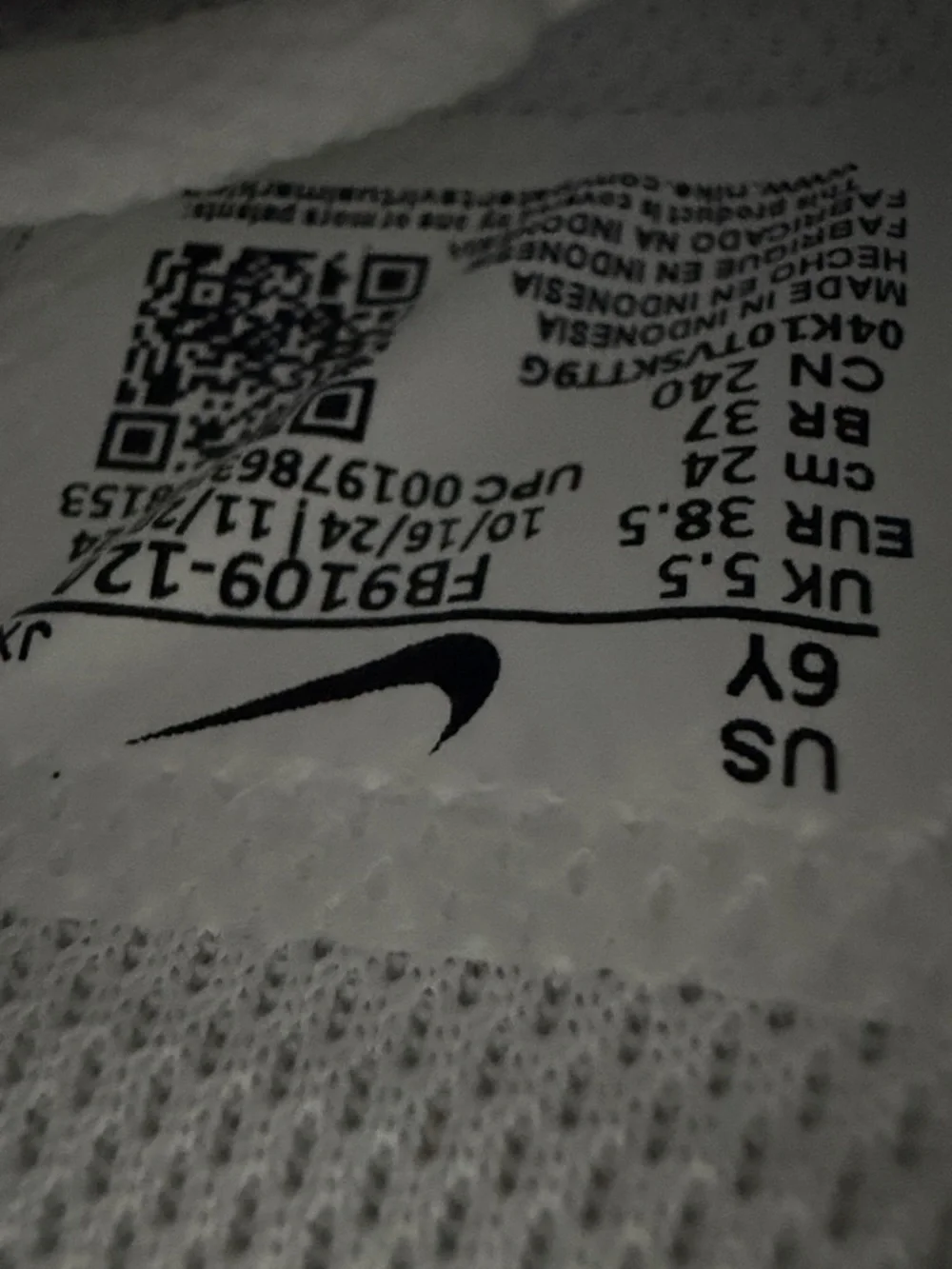 Nike Dunk Low - Picture 6 of 6